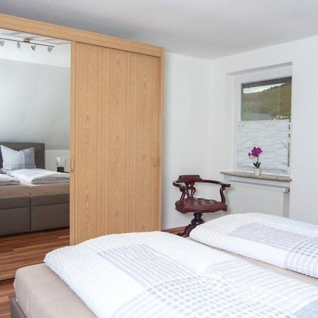 Ferienwohnung Grauschiefer Irsch Екстериор снимка