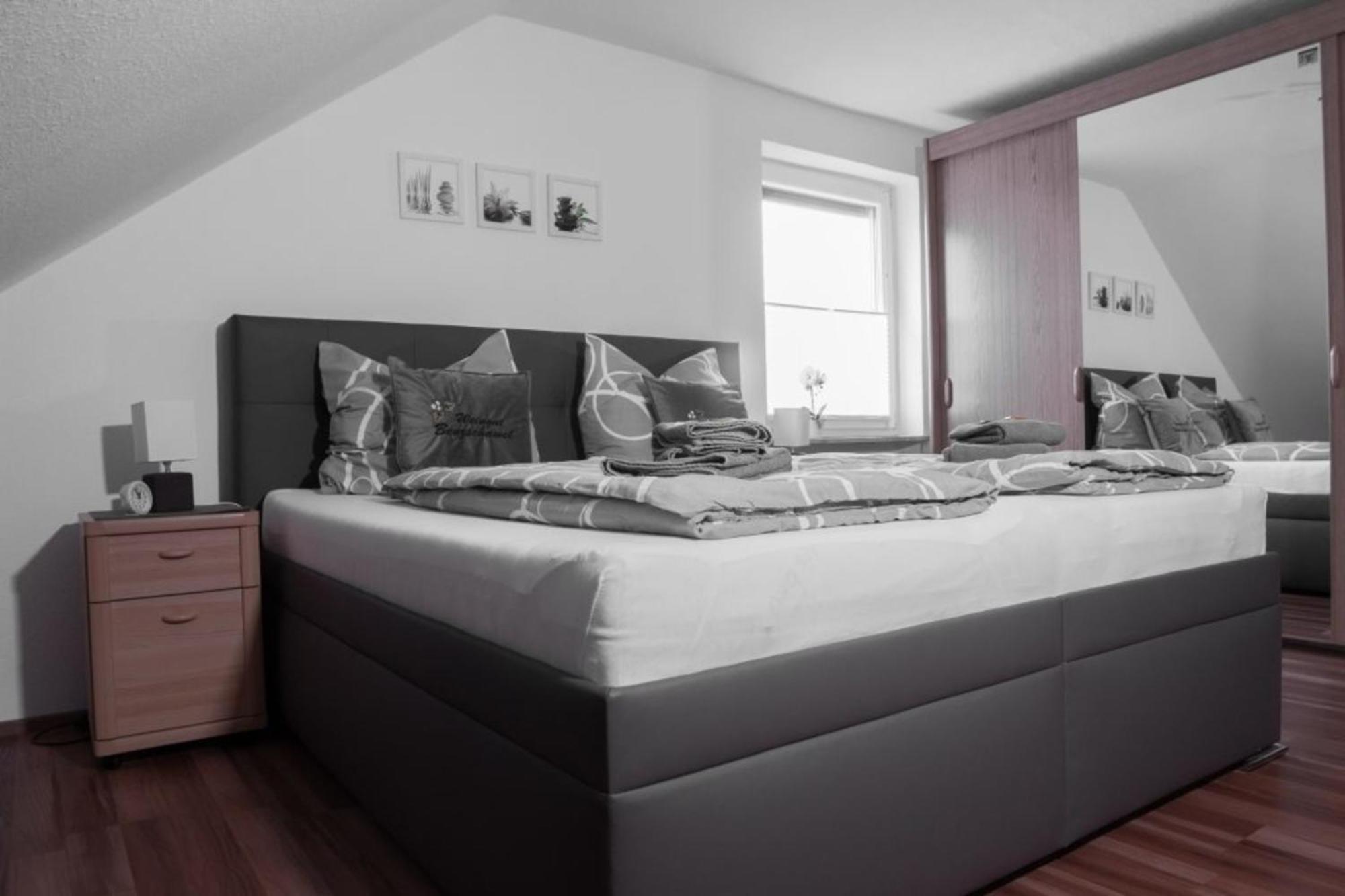 Ferienwohnung Grauschiefer Irsch Екстериор снимка